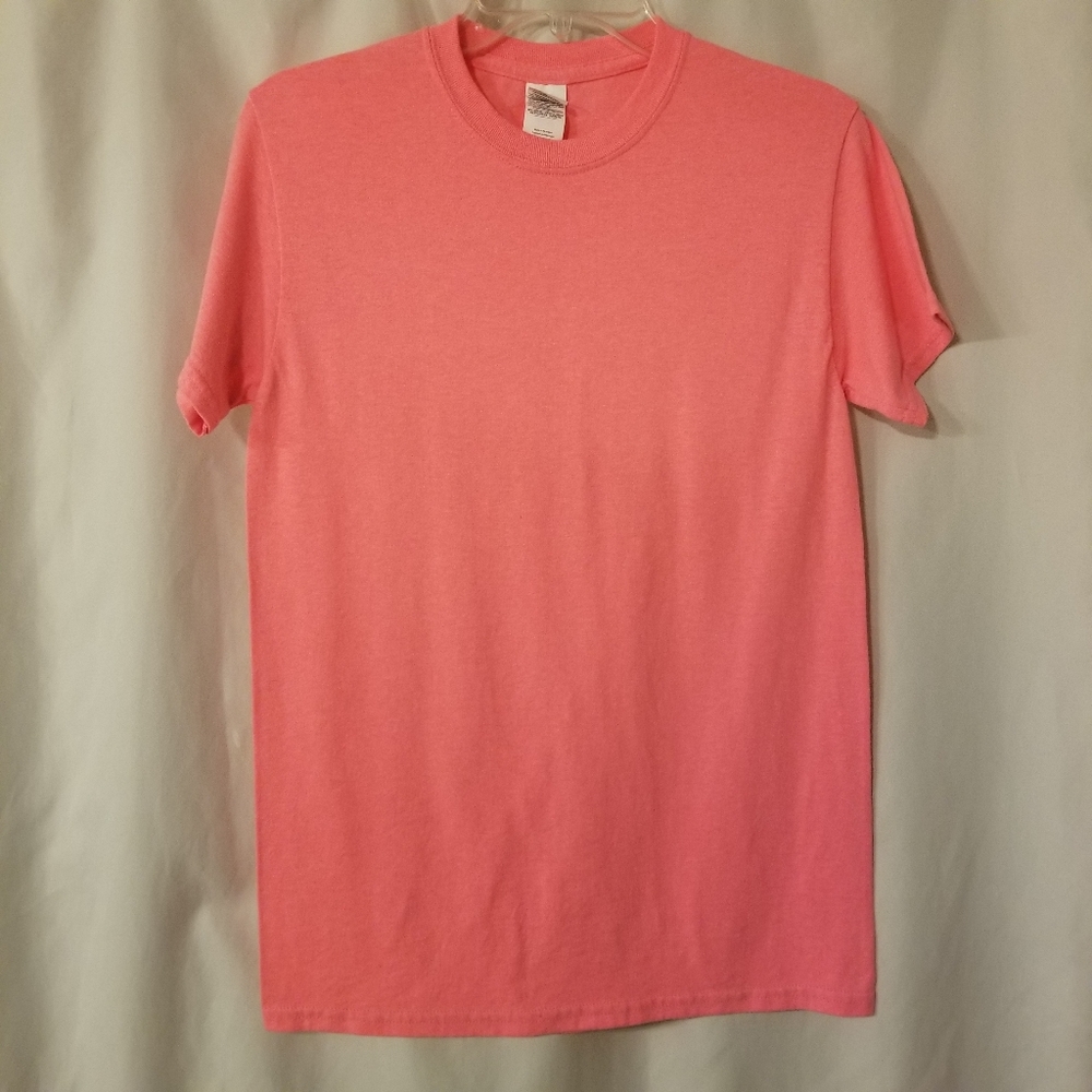 Gildan Tee Shirt